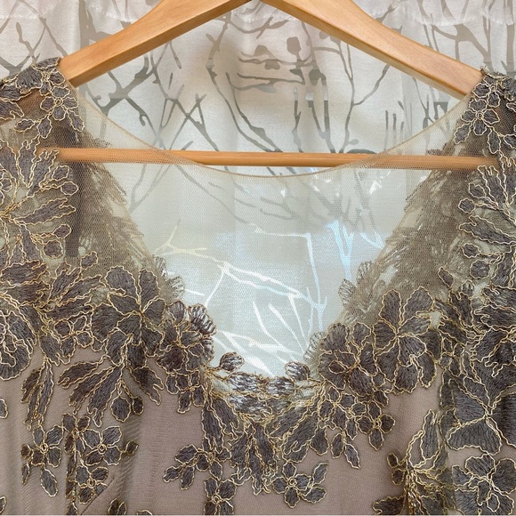 TADASHI SHOJI TOMETI tan gold green EMBROIDERED TULLE GOWN v-neck maxi dress - Picture 7 of 14